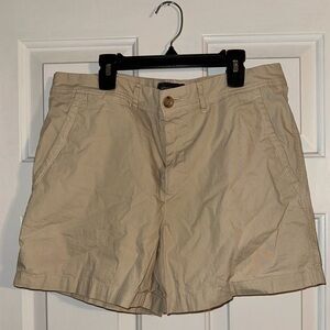 BANANA REPUBLIC Womens Size 12 Khaki Beige Cotton Low Rise Twill Chino Shorts